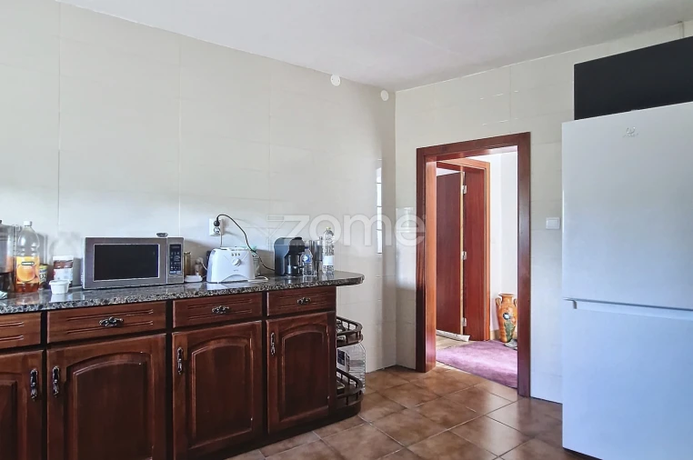 Moradia T3 para Venda em Marinha das Ondas Foto 4