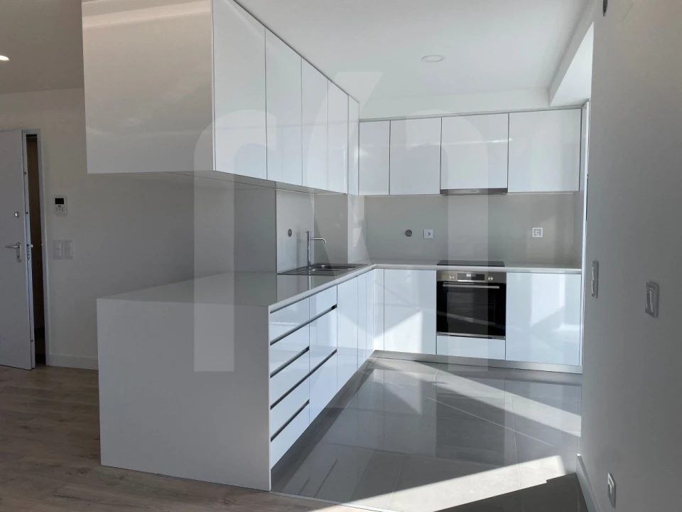 Apartamento T3 para Venda em Benfica Foto 3