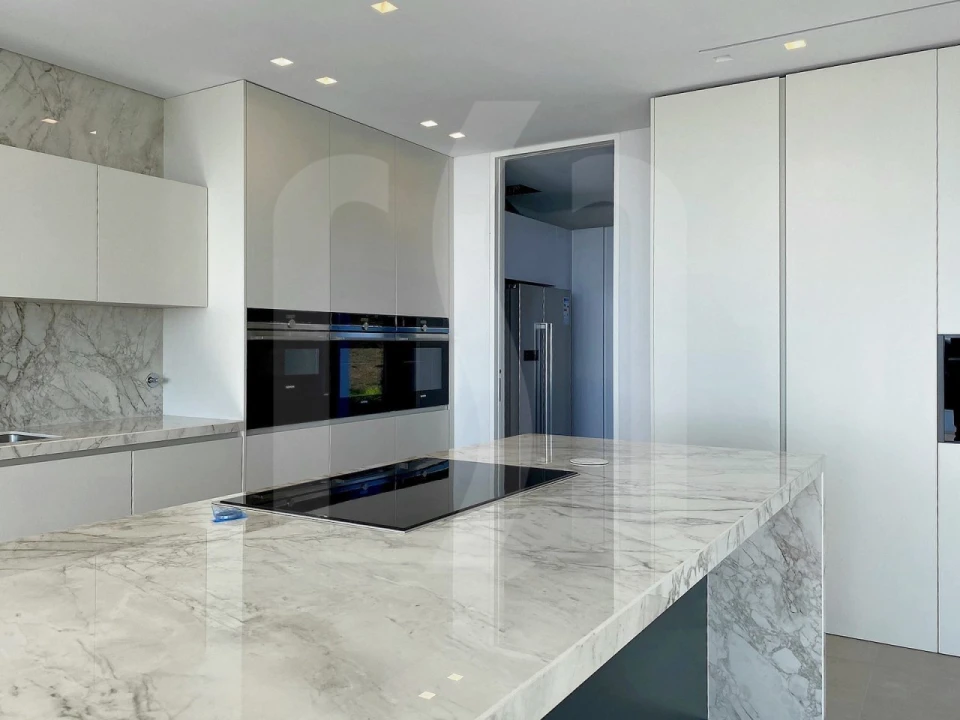 Moradia T6 para Venda em Vila Nova de Cacela Foto 8