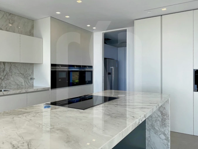 Moradia T6 para Venda em Vila Nova de Cacela Foto 8