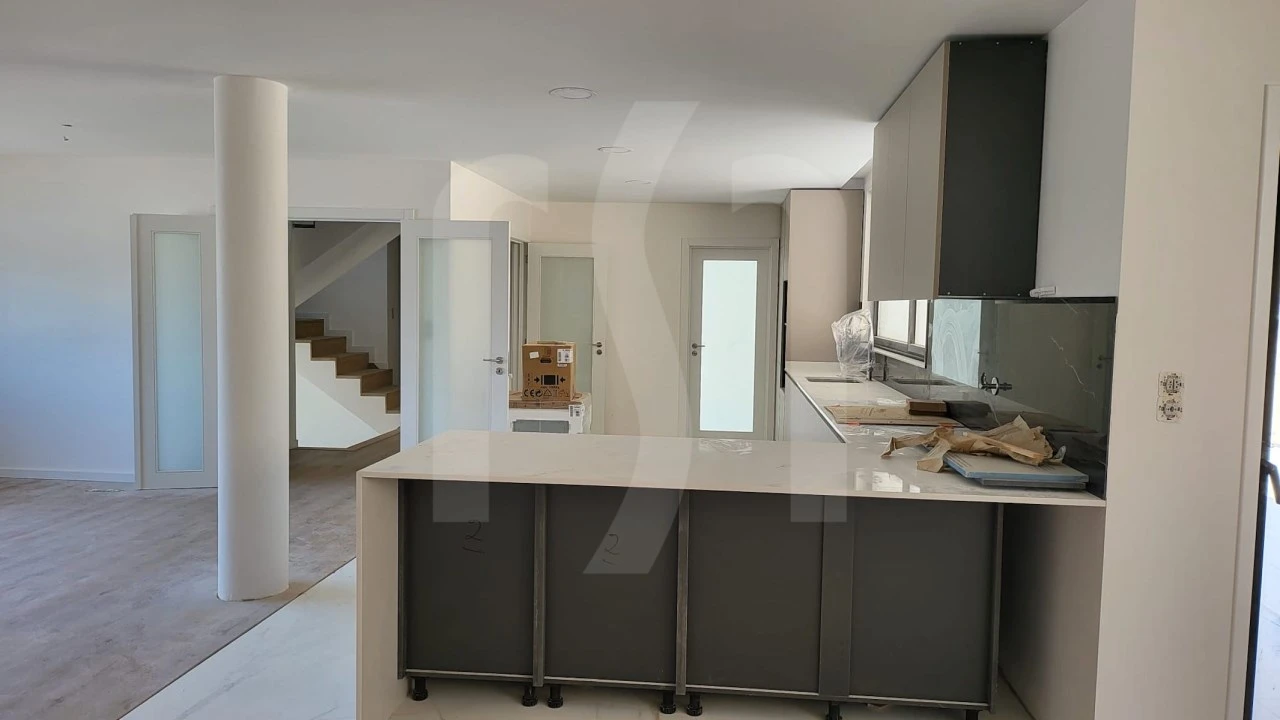 Moradia T3 para Venda em Madalena Foto 7