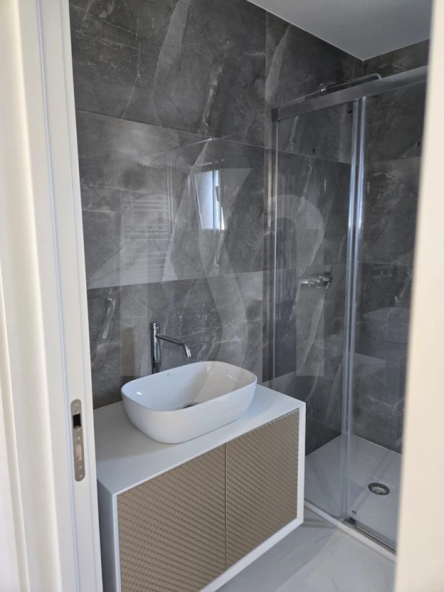 Moradia T3 para Venda em Madalena Foto 19