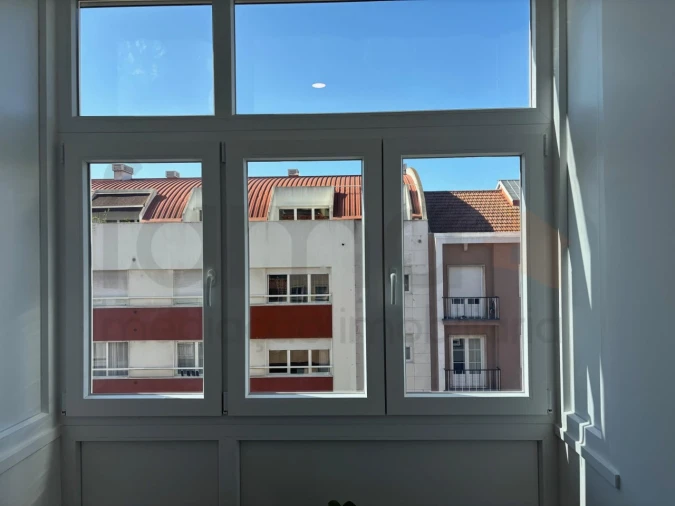 Apartamento T3 para Venda em Benfica Foto 9