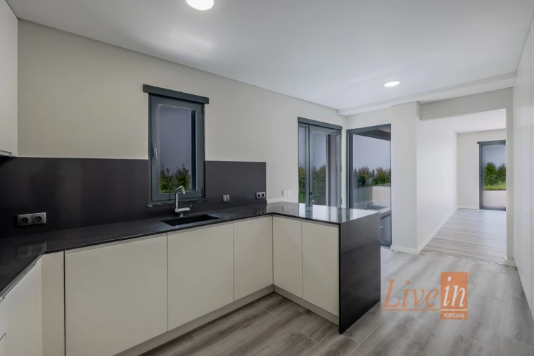 Moradia T5 para Venda em Enxara do Bispo, Gradil e Vila Franca do Rosário Foto 12