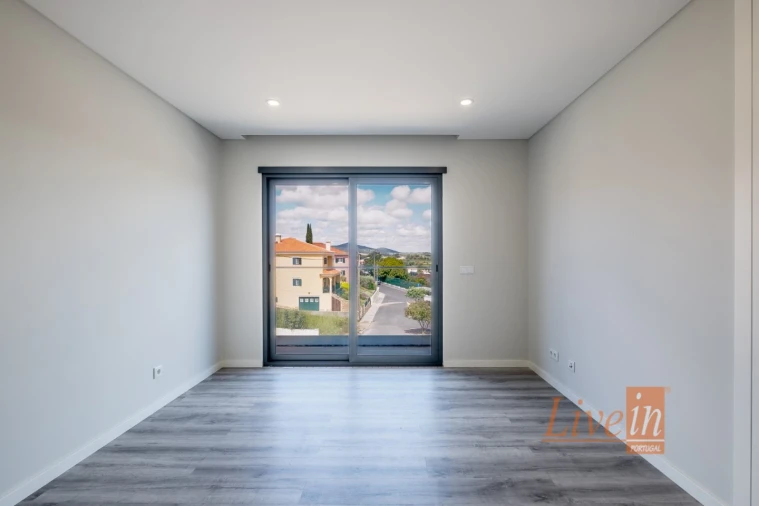 Moradia T5 para Venda em Enxara do Bispo, Gradil e Vila Franca do Rosário Foto 31