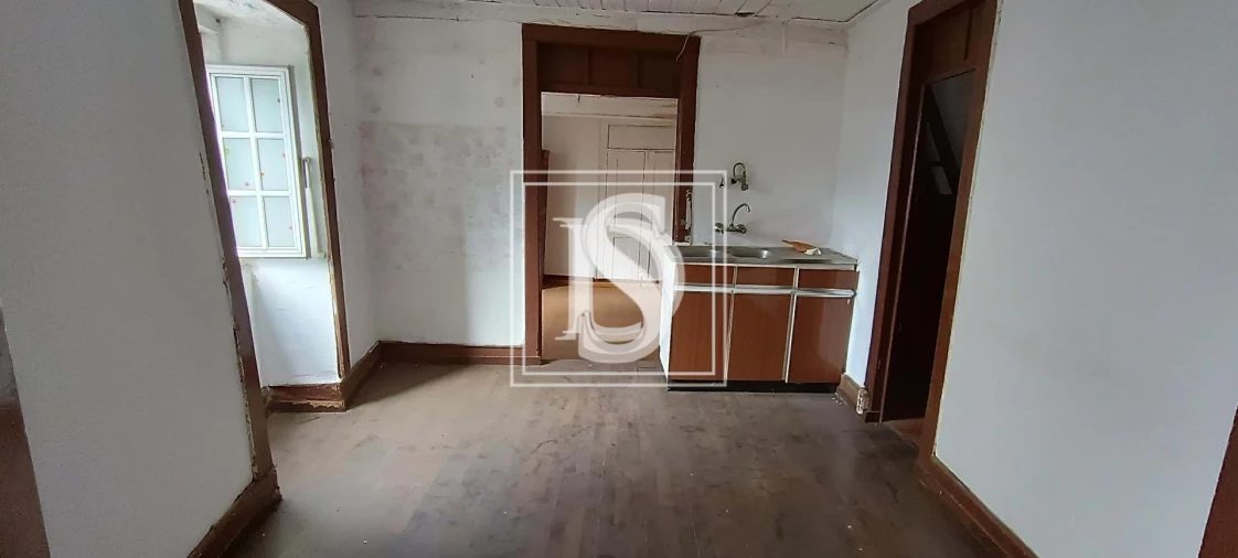 Moradia T4 para Venda em Peraboa Foto 5