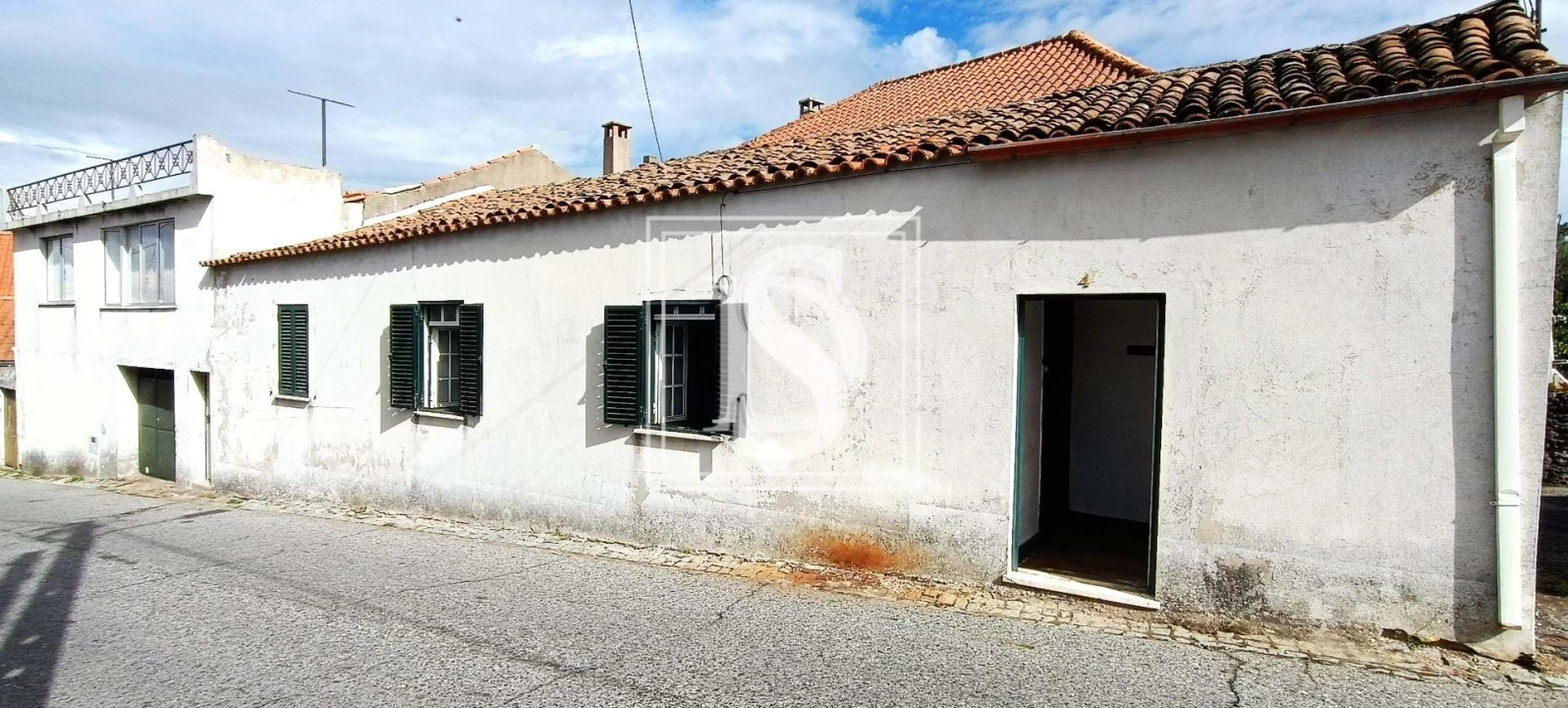 Moradia T4 para Venda em Peraboa Foto 3