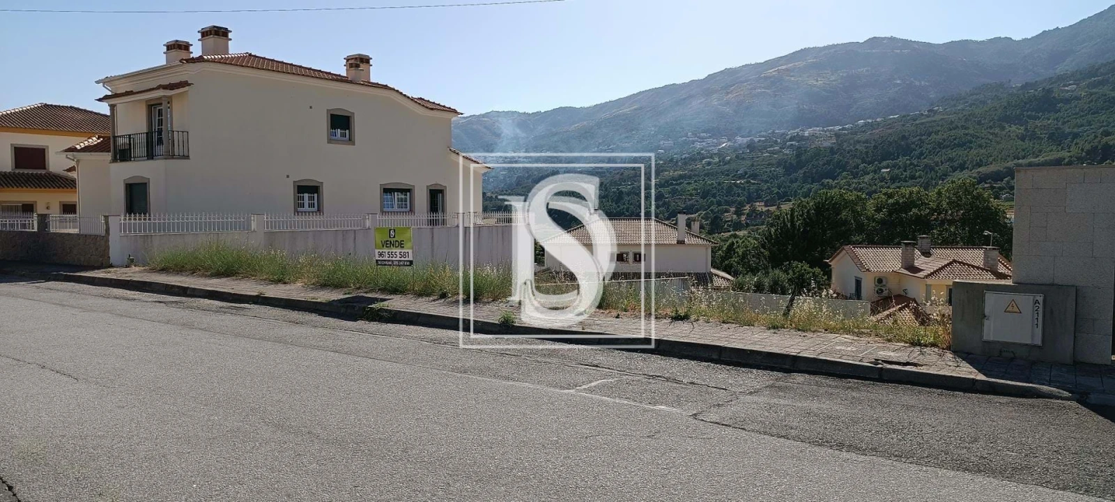 Terreno para Venda em Teixoso e Sarzedo Foto 3