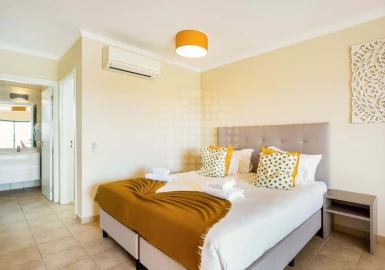 Apartamento para Venda em Lagoa e Carvoeiro