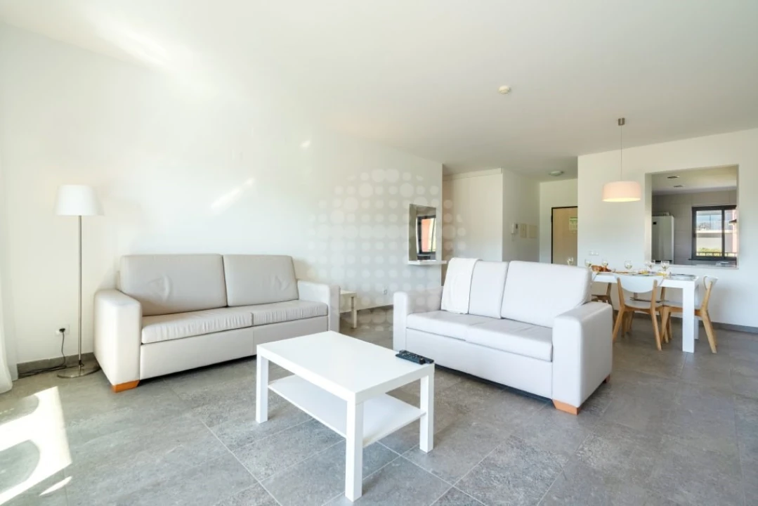 Apartamento T3 para Venda em Mexilhoeira Grande Foto 8