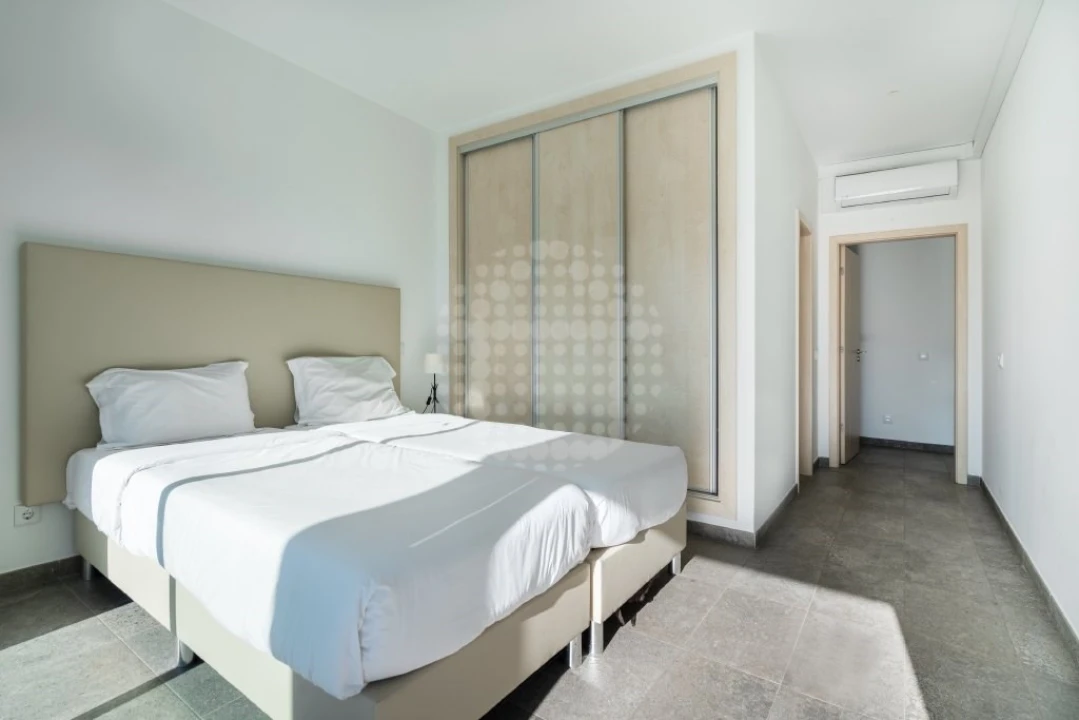 Apartamento T3 para Venda em Mexilhoeira Grande Foto 15