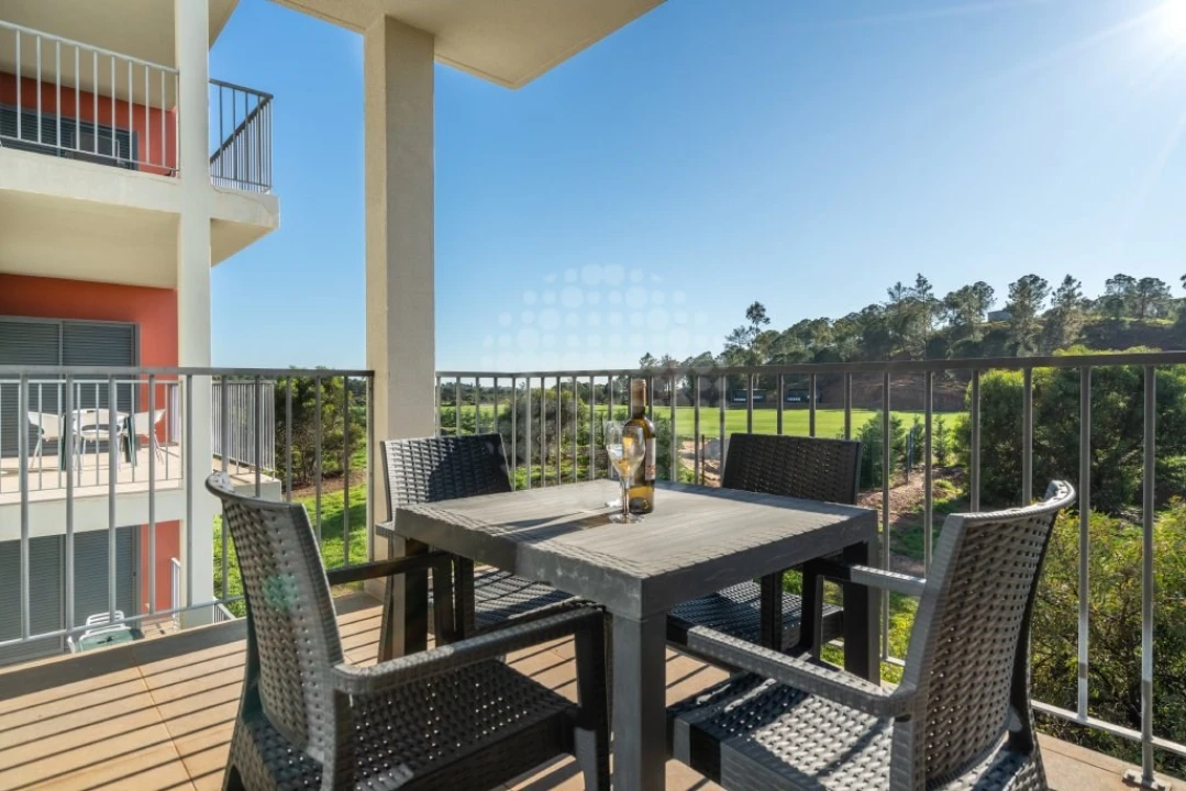 Apartamento T1 para Venda em Mexilhoeira Grande Foto 3