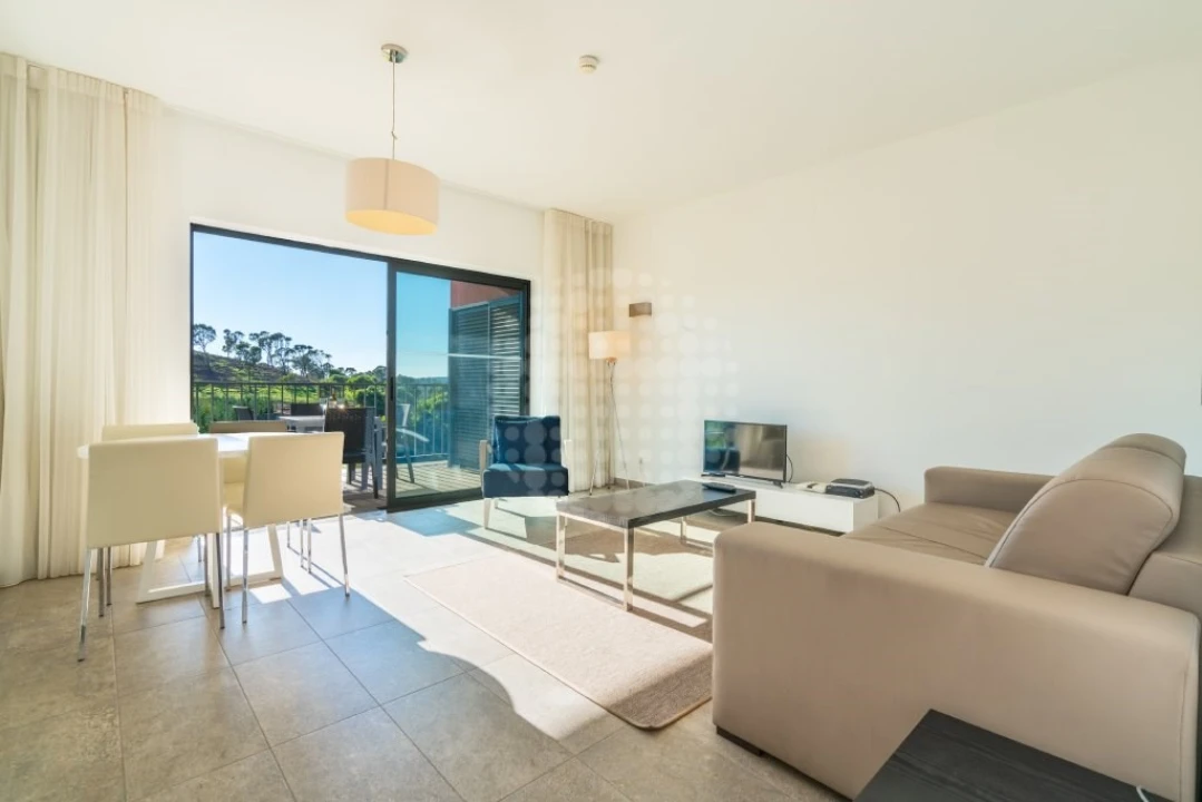 Apartamento T1 para Venda em Mexilhoeira Grande Foto 5