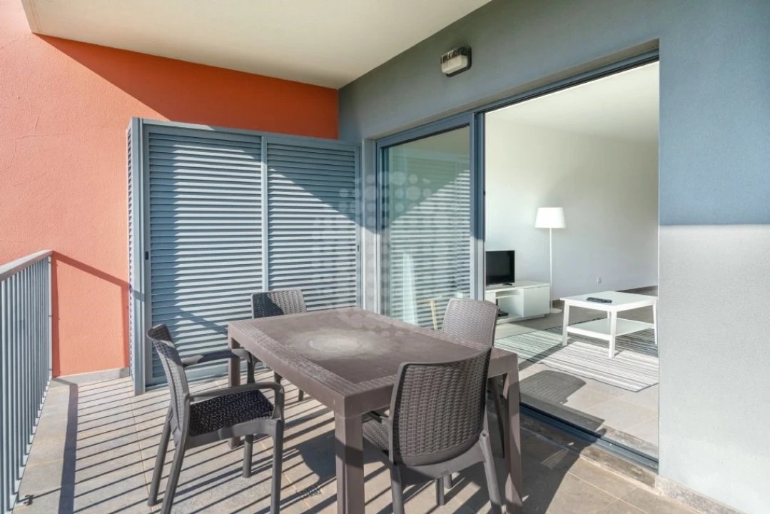 Apartamento T2 para Venda em Mexilhoeira Grande Foto 2