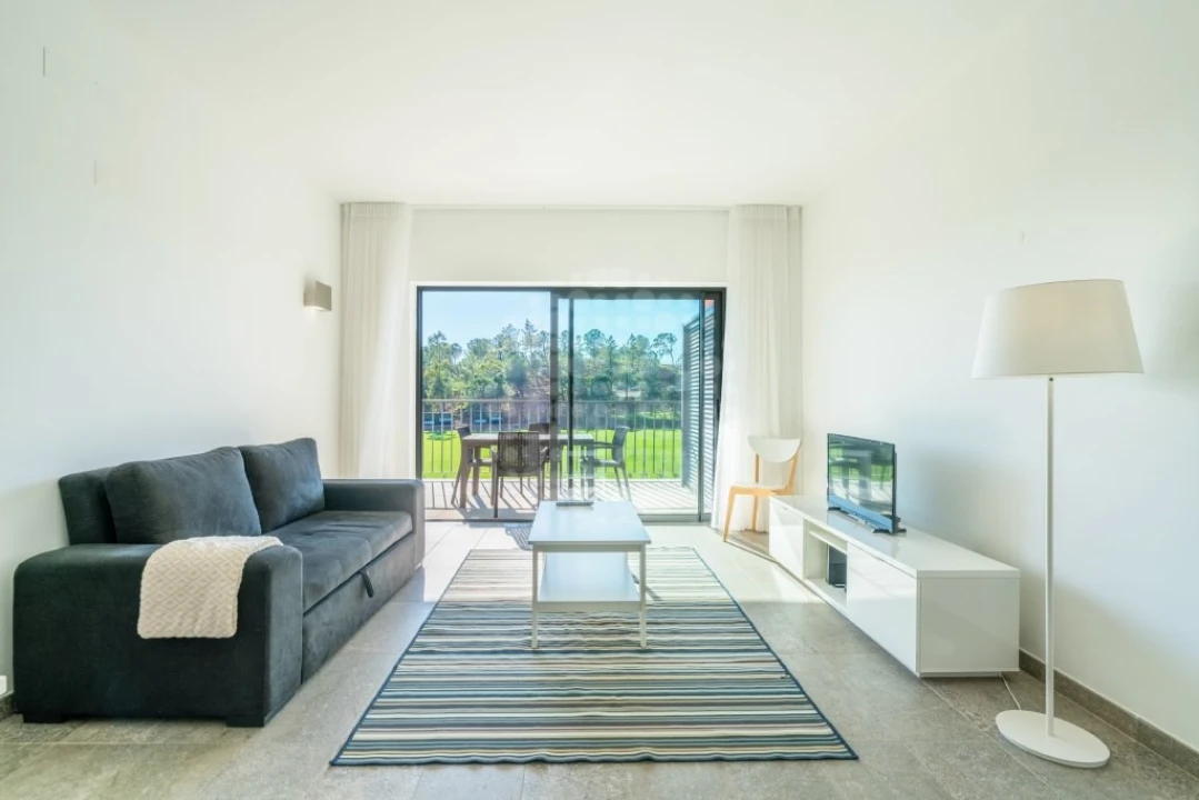 Apartamento T2 para Venda em Mexilhoeira Grande Foto 5