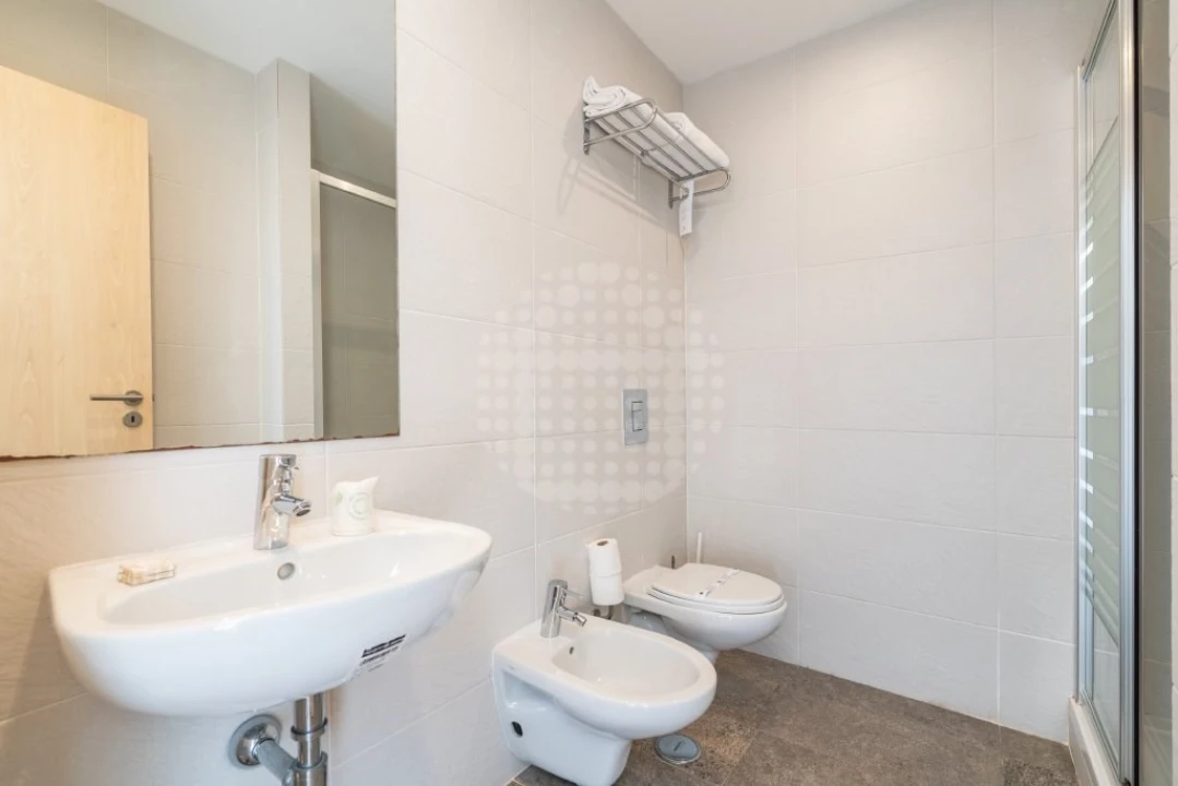 Apartamento T2 para Venda em Mexilhoeira Grande Foto 20