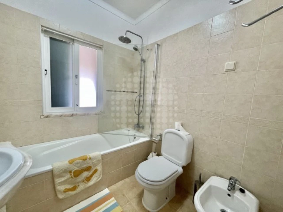 Quinta T4 para Venda em Guia Foto 27