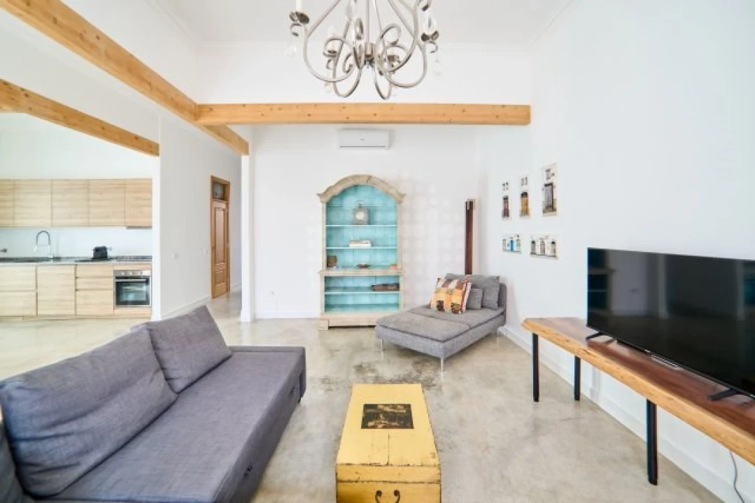 Prédio para Venda em Faro (Sé e São Pedro) Foto 8