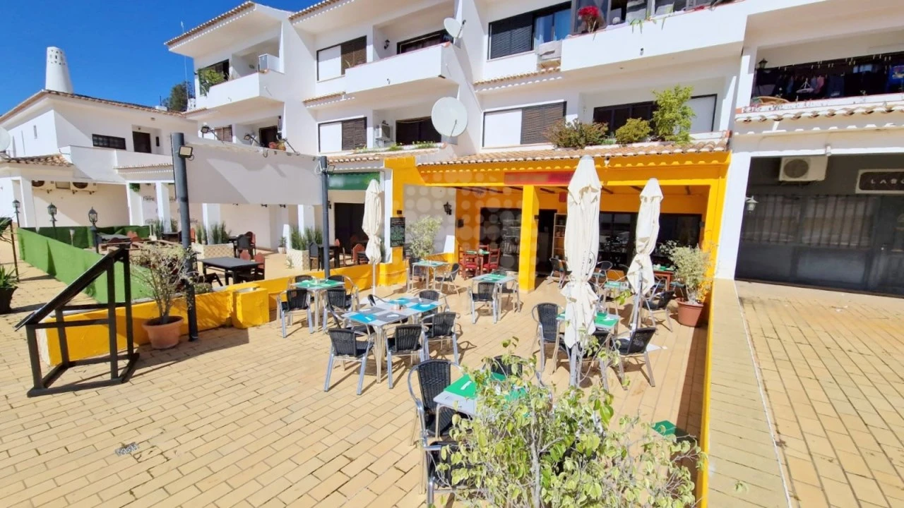 Negócio para Venda em Albufeira e Olhos de Água Foto 4