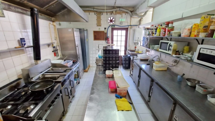 Negócio para Venda em Albufeira e Olhos de Água Foto 8