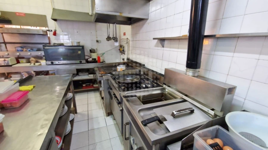 Negócio para Venda em Albufeira e Olhos de Água Foto 9