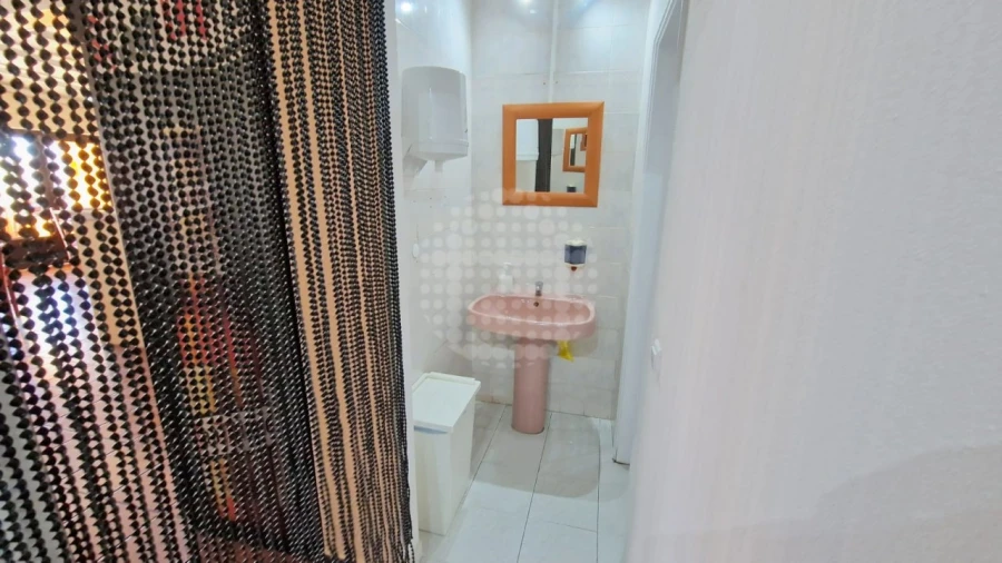 Negócio para Venda em Albufeira e Olhos de Água Foto 13