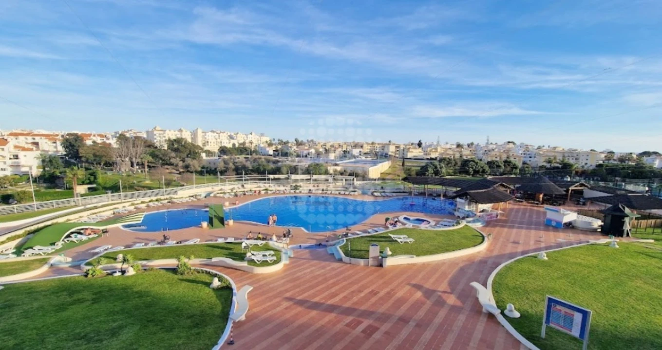Apartamento T2 para Venda em Albufeira e Olhos de Água Foto 2