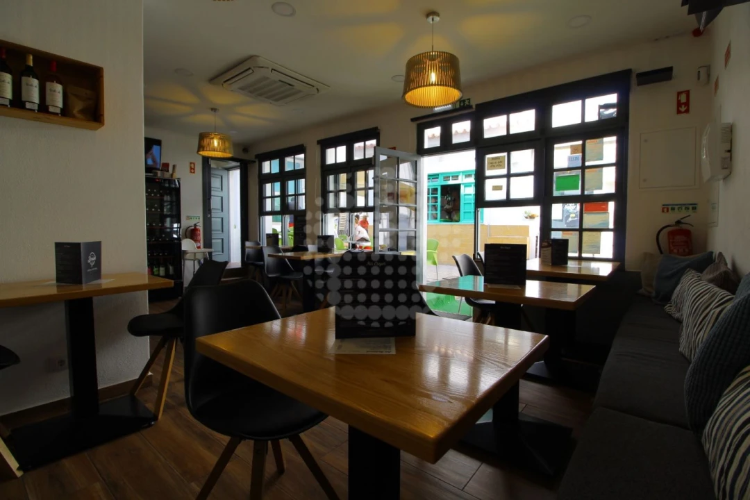 Negócio para Venda em Albufeira e Olhos de Água Foto 2