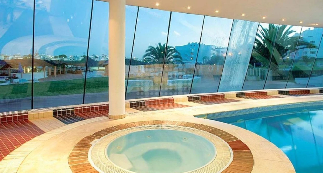 Apartamento T1 para Venda em Albufeira e Olhos de Água Foto 9