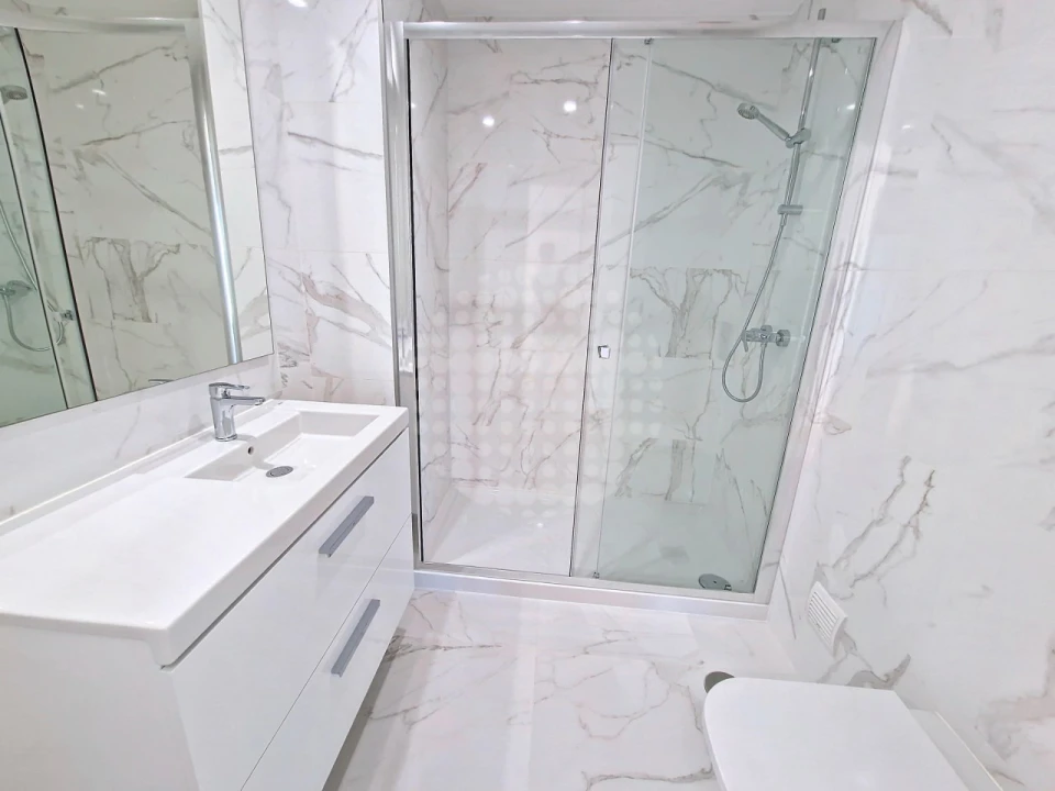 Apartamento T2 para Venda em Albufeira e Olhos de Água Foto 19
