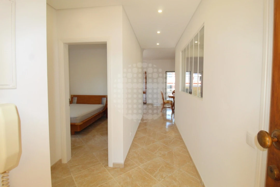 Apartamento T2 para Venda em Quarteira Foto 10