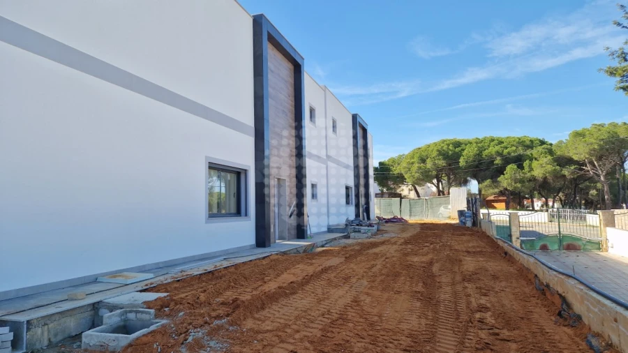 Moradia T3 para Venda em Albufeira e Olhos de Água Foto 22