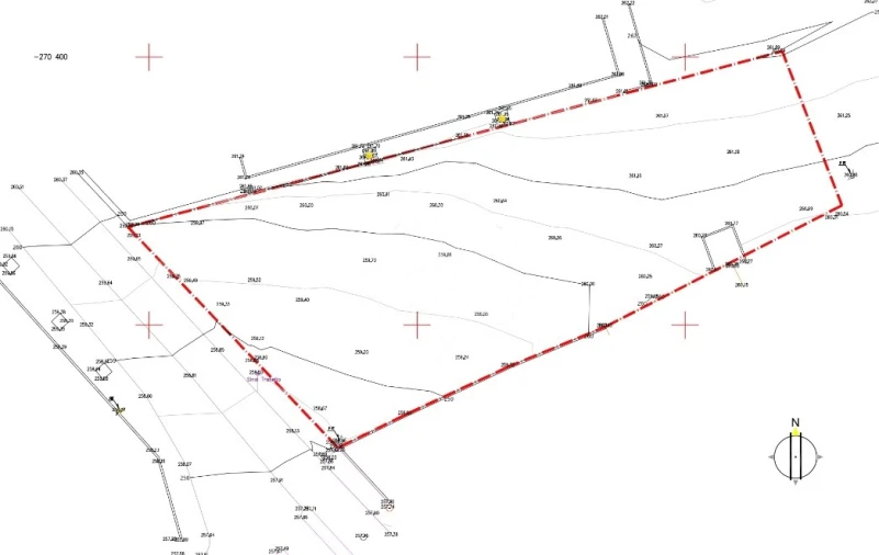 Terreno para Venda em Querença, Tôr e Benafim Foto 8