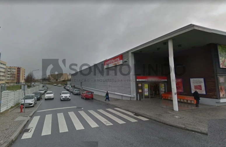 Terreno para Venda em Pedrouços Foto 2