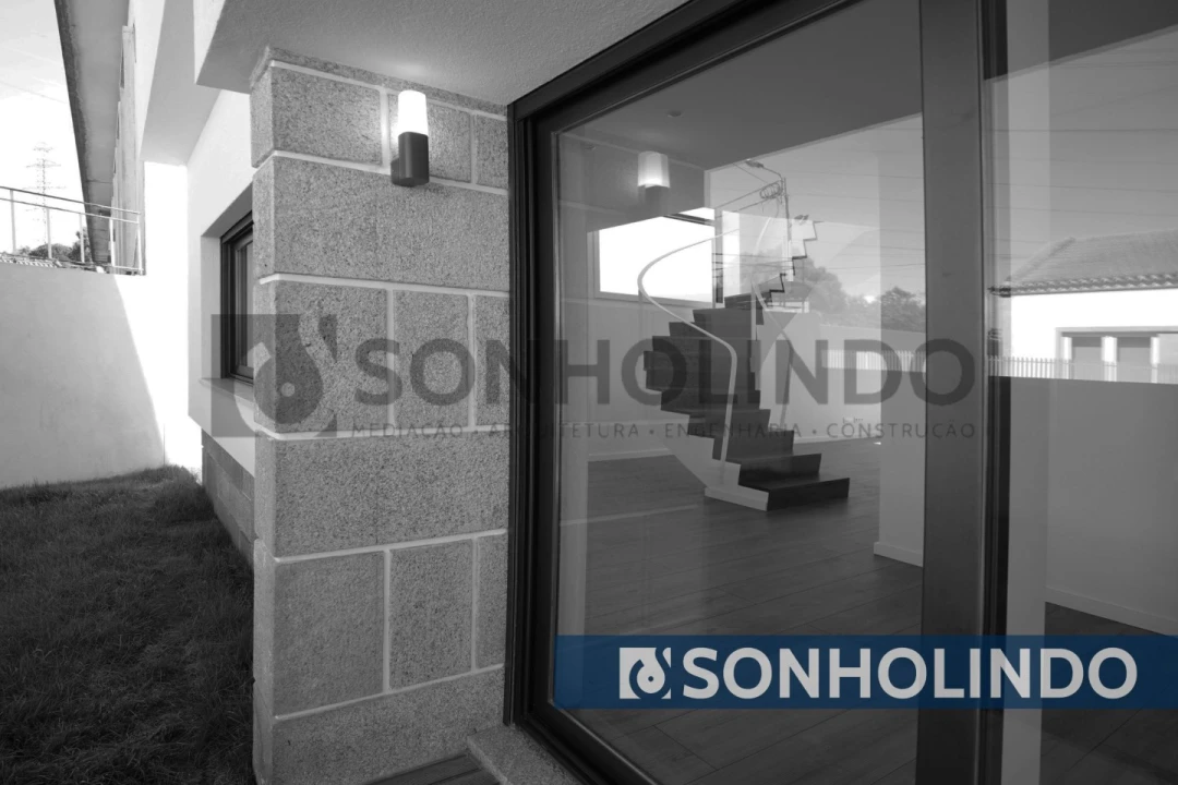 Moradia para Venda em Nogueira e Silva Escura Foto 9