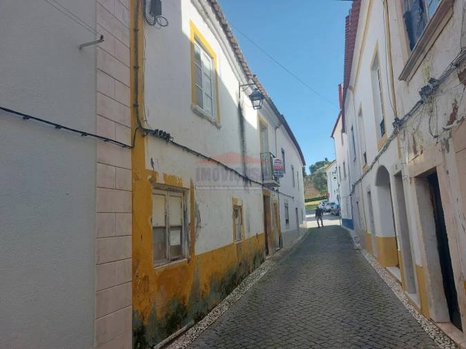 Moradia T2 para Venda em Nossa Senhora da Conceição e São Bartolomeu Foto 3