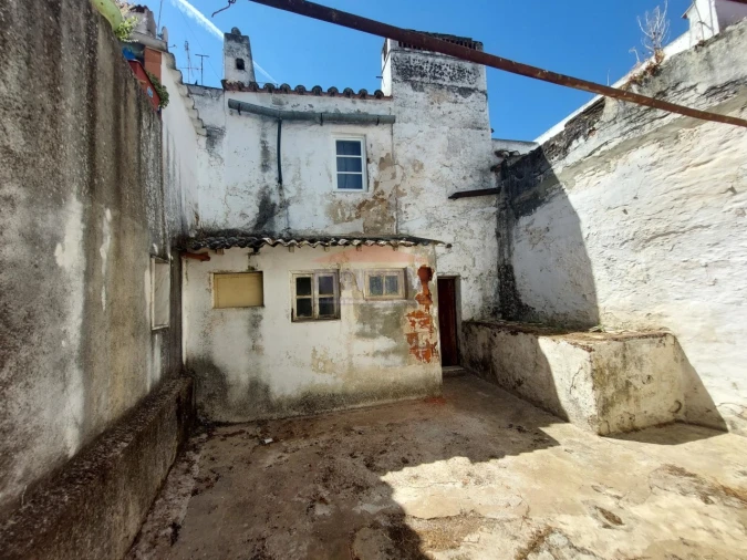 Moradia T2 para Venda em Nossa Senhora da Conceição e São Bartolomeu Foto 13