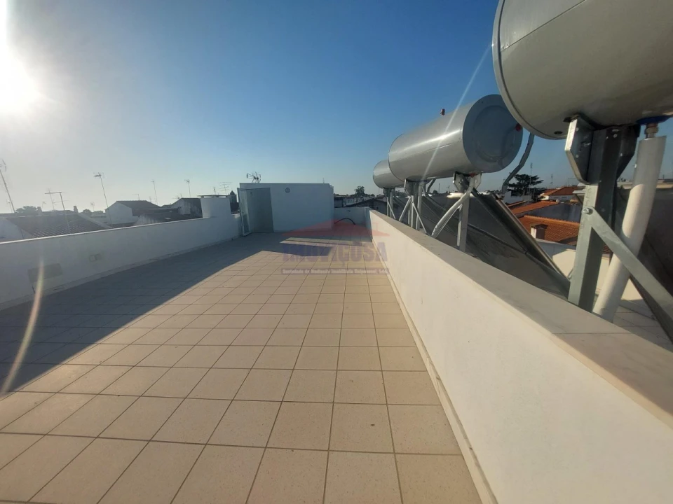 Apartamento T2 para Venda em Nossa Senhora da Conceição e São Bartolomeu Foto 19