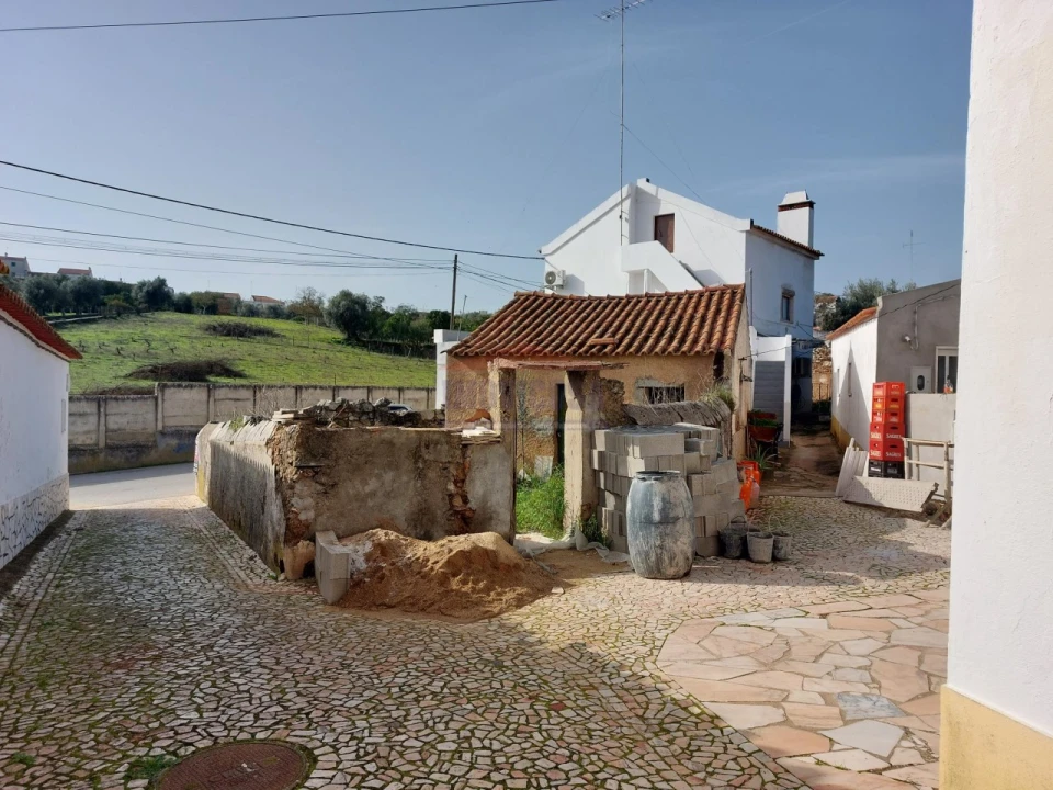 Moradia T1 para Venda em Pardais Foto 3