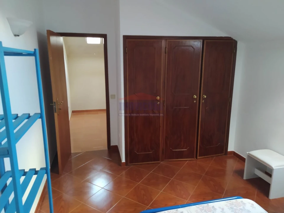 Moradia T5 para Venda em Bencatel Foto 14