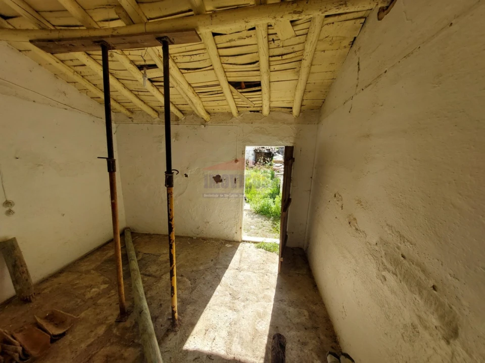 Moradia T1 para Venda em Ciladas Foto 7