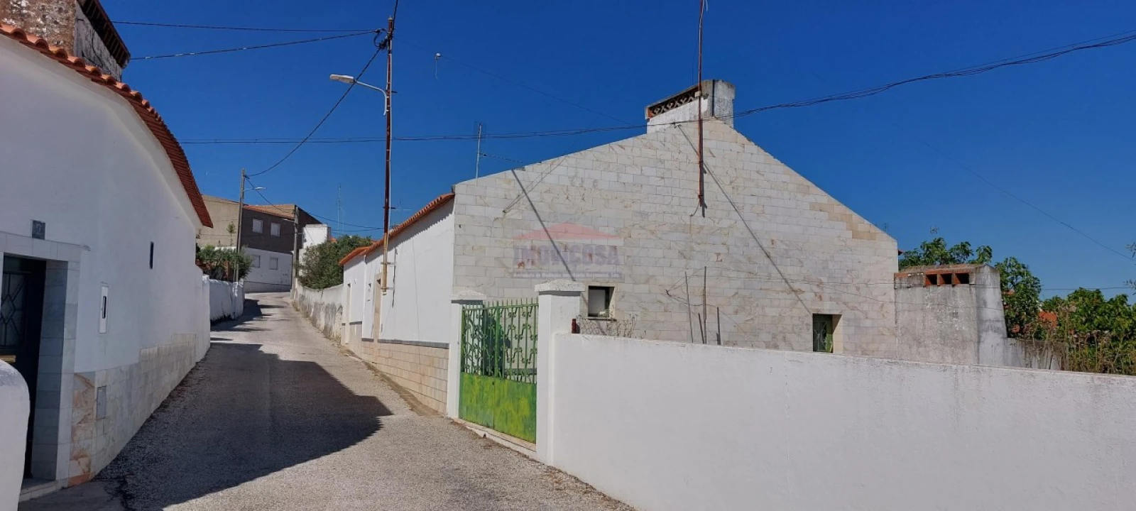 Moradia T2 para Venda em Ciladas Foto 3