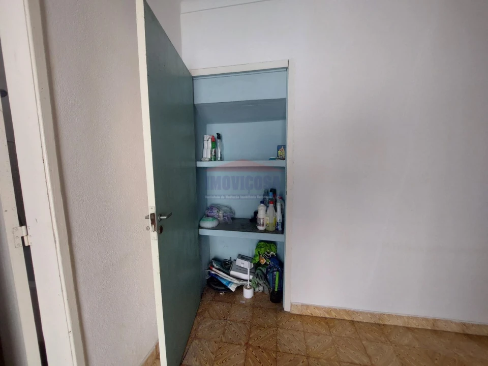 Moradia T2 para Venda em Ciladas Foto 16