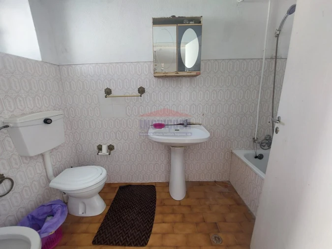 Moradia T2 para Venda em Ciladas Foto 15