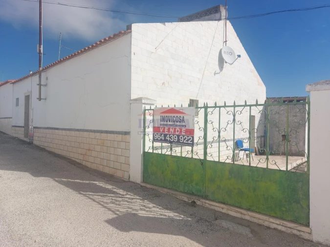 Moradia T2 para Venda em Ciladas