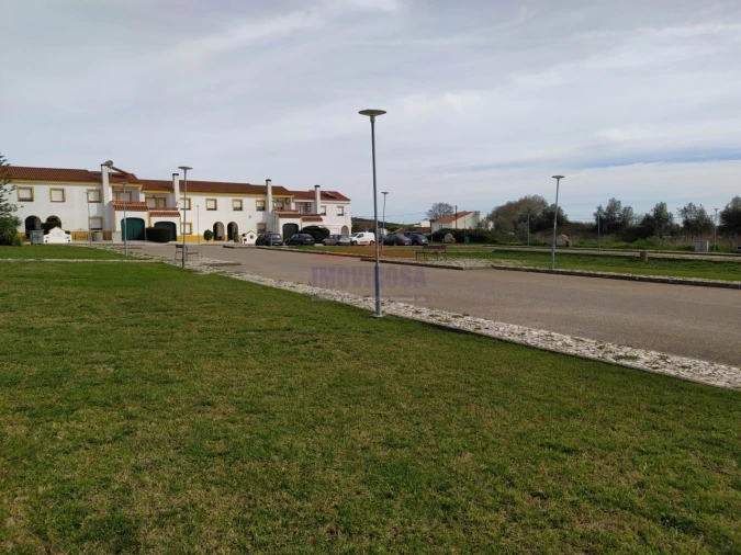 Terreno para Venda em Bencatel Foto 4