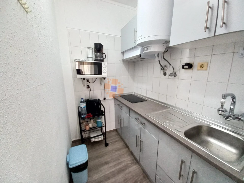 Apartamento T1 para Arrendamento férias em Armação de Pera Foto 9