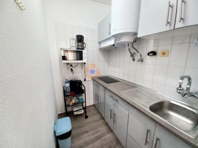 Apartamento T1 para Arrendamento férias em Armação de Pera Foto 9
