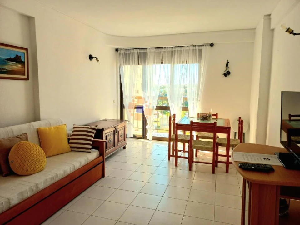 Apartamento T1 para Arrendamento férias em Armação de Pera Foto 2