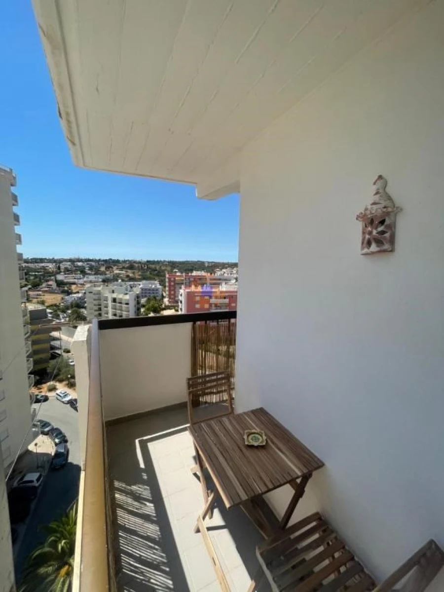 Apartamento T1 para Arrendamento férias em Armação de Pera Foto 7